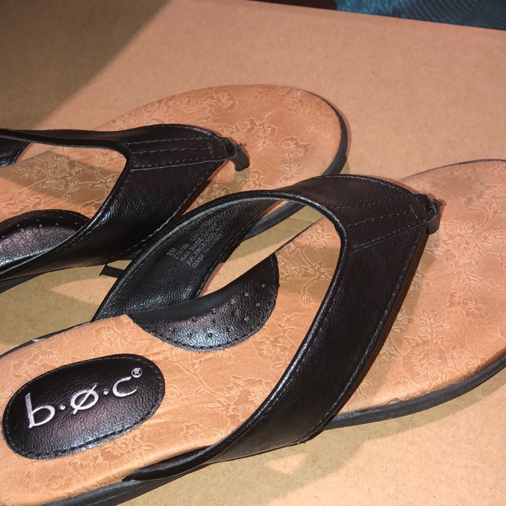 Boc flip flops